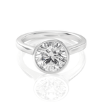 the-luna-bezel-metal-18kt-white-gold-shape-round